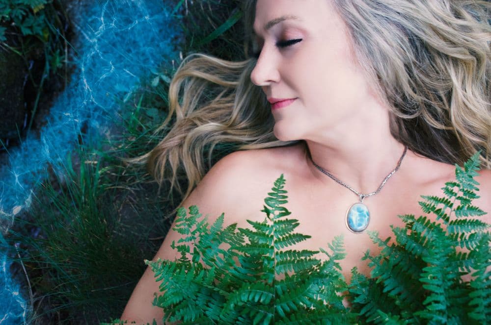 Elayne dancing in the sunset